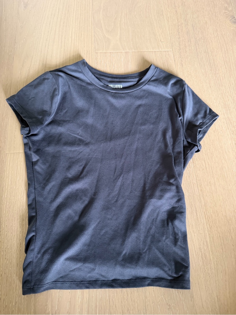 Hollister Women's Short Sleeve Crewneck Tee - Navy